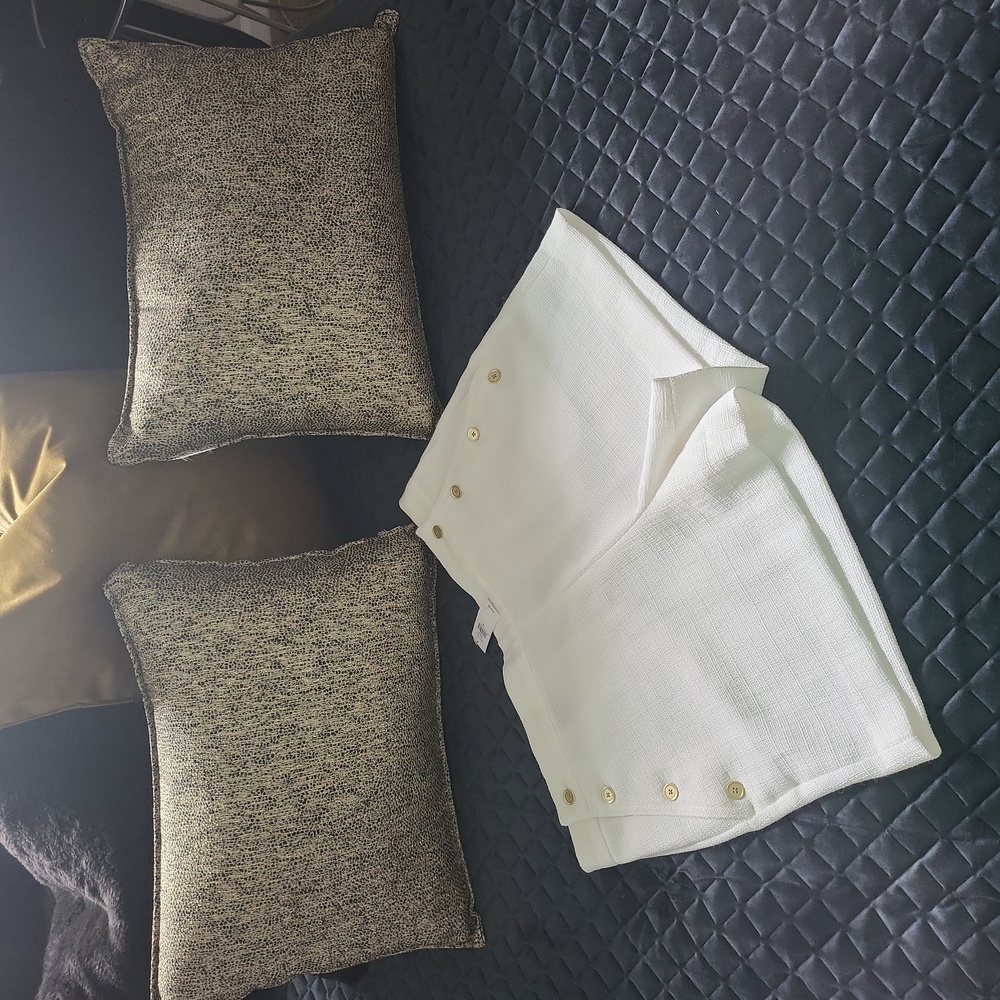 Banana Republic White High Waist Button-Side Shorts